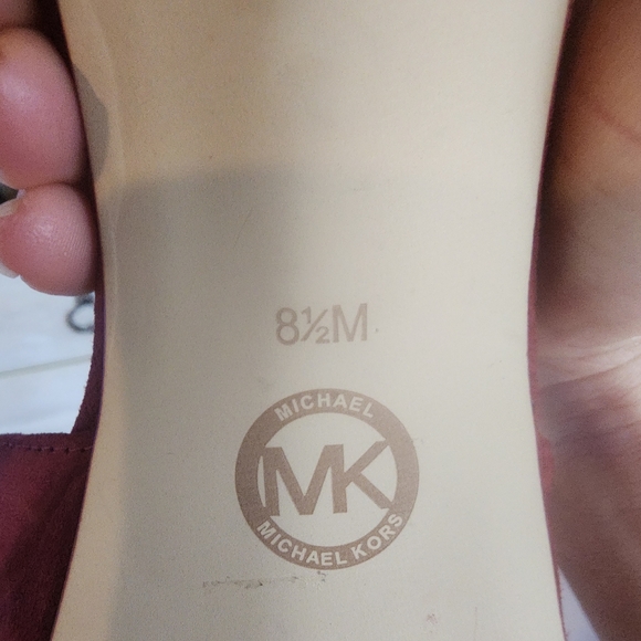 Michael Kors Paloma Red Suede Ankle Strap Platform Gold Heels Size 8.5 - Picture 7 of 11